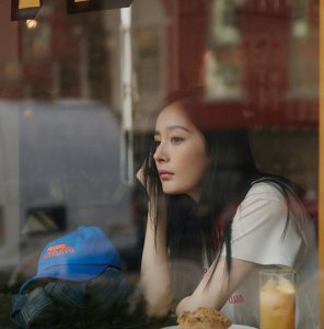 ​杨幂老爸是个宝藏中年人（杨幂爸爸生活悠闲惬意）