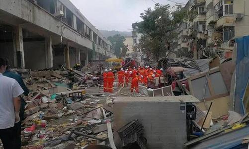 湖北十堰发生燃气爆炸事故时间（湖北十堰爆炸损失惨重）(2)