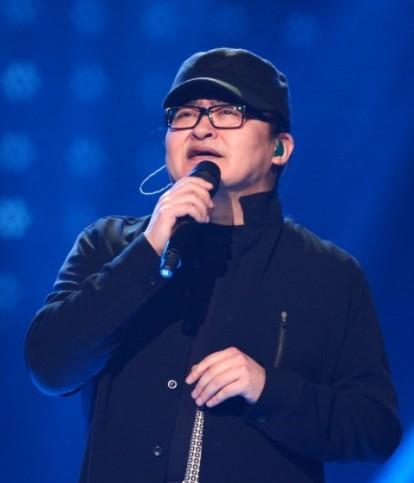 霍尊是谁捧红的（被霍尊拖累的10位明星）(14)