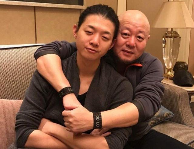 霍尊是谁捧红的（被霍尊拖累的10位明星）(4)