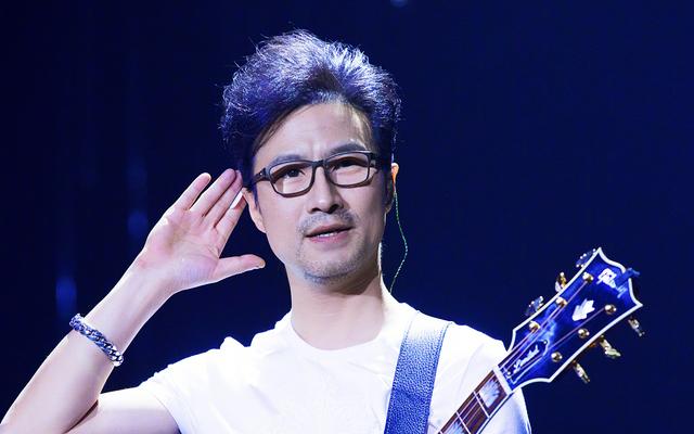 霍尊是谁捧红的（被霍尊拖累的10位明星）(32)