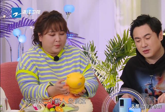 贾玲你好李焕英幕后点评 李焕英53亿票房背后的资本博弈(29)