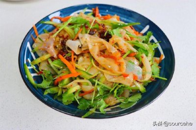 ​家庭调凉皮最简单的做法（在家制作凉皮只需5分钟）