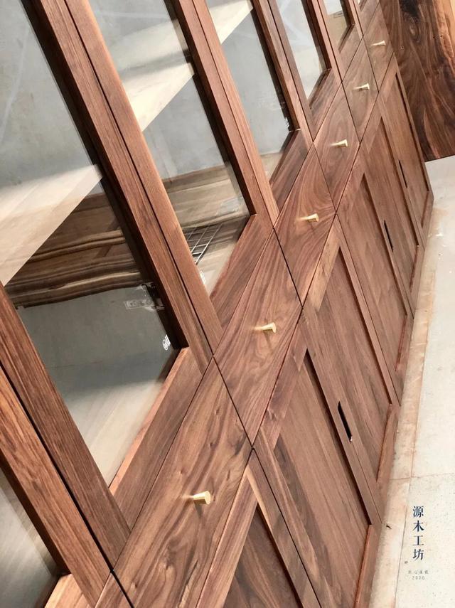 极简轻奢黑胡桃木实木家具（共生形态越朴素越高级极简黑胡桃木定制家具）(22)