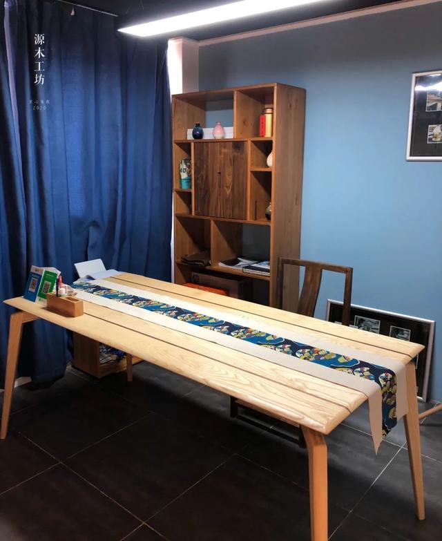 极简轻奢黑胡桃木实木家具（共生形态越朴素越高级极简黑胡桃木定制家具）(26)