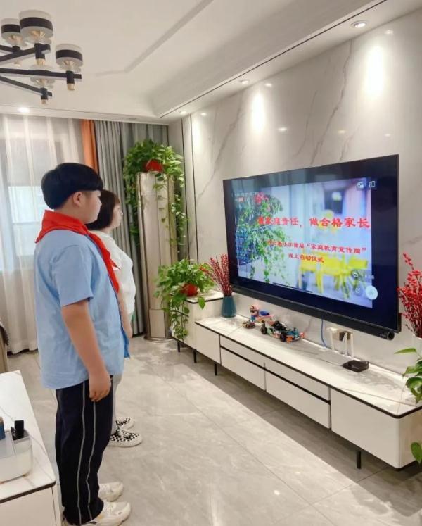 家长总打骂孩子犯法吗（依法带娃不打骂孩子）(4)