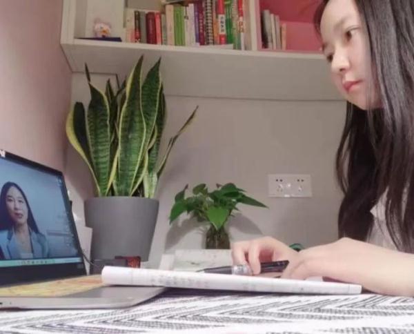 家长总打骂孩子犯法吗（依法带娃不打骂孩子）(2)