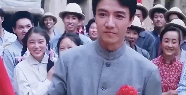 李幼斌怎么和前妻离婚（把所有爱都给了二婚妻子和继子）(13)