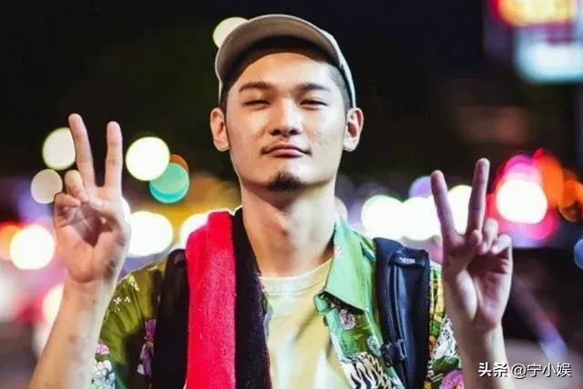脾气非常暴躁有家暴倾向的6大男星（妻子怀孕还不安分的6位男星:有人家庭破碎）(19)