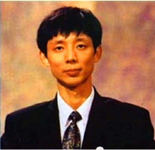 第十届国际华语辩论邀请赛（首届国际华语大专辩论会）(4)