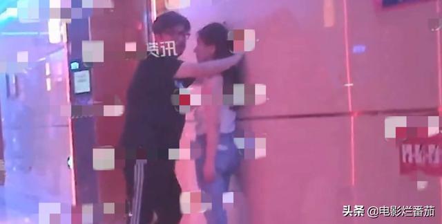 王岳伦几段婚史（王岳伦官宣离婚）(10)