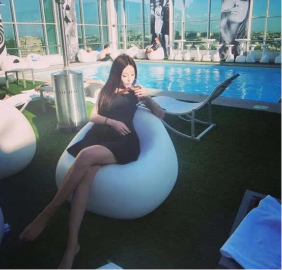 国足中十个最美艳的美女太太（国足太太团才是真惊艳）(4)