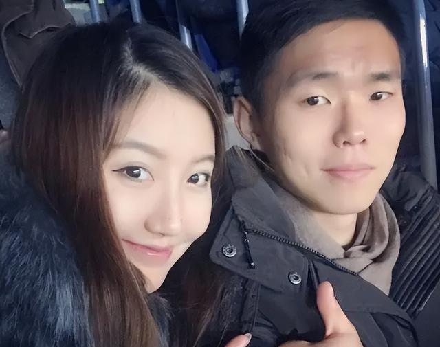 国足中十个最美艳的美女太太（国足太太团才是真惊艳）(18)