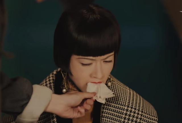鞠婧祎与孙怡合照（同样是演被绑架）(31)