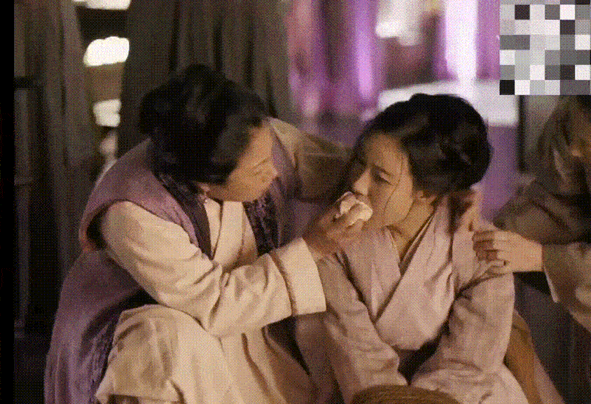 鞠婧祎与孙怡合照（同样是演被绑架）(14)