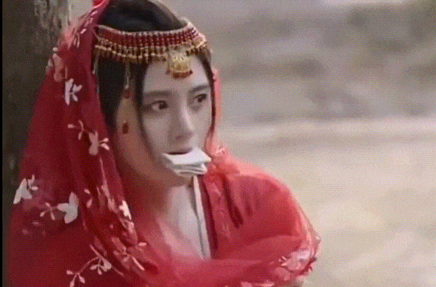 鞠婧祎与孙怡合照（同样是演被绑架）(35)