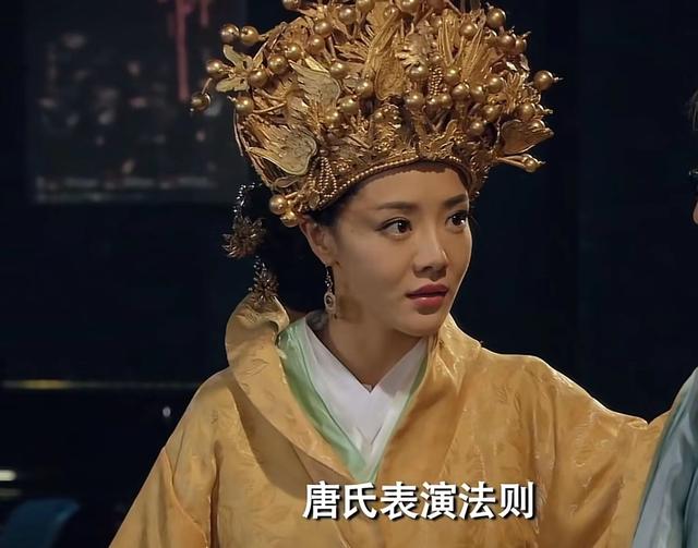 鞠婧祎与孙怡合照（同样是演被绑架）(25)