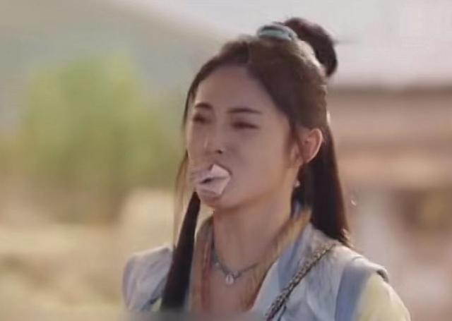 鞠婧祎与孙怡合照（同样是演被绑架）(41)