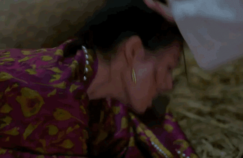 鞠婧祎与孙怡合照（同样是演被绑架）(13)