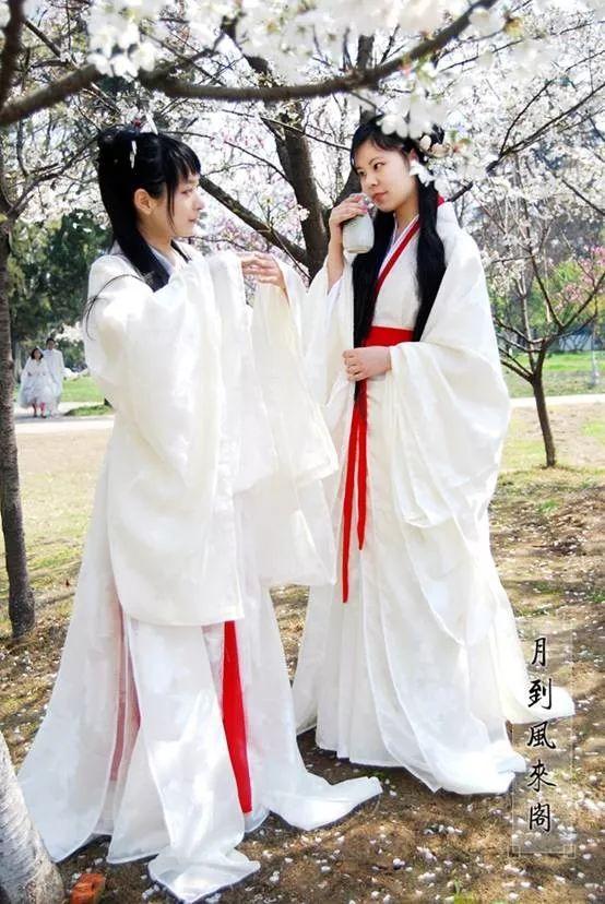 男人穿着和服进武大赏樱（武大穿和服赏樱事件反转）(21)