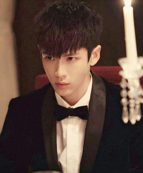 盘点那些被毒品危害的明星（那些迷失在毒品中的男女明星）(1)