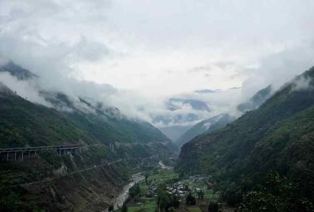 大凉山在哪，四川大凉山在哪里？图4
