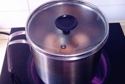 煮鸡蛋需要多长时间,水煮鸡蛋需要多长时间图6
