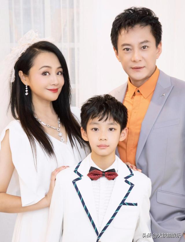 刘烨一共几个小孩（刘烨混血儿子帅）(21)