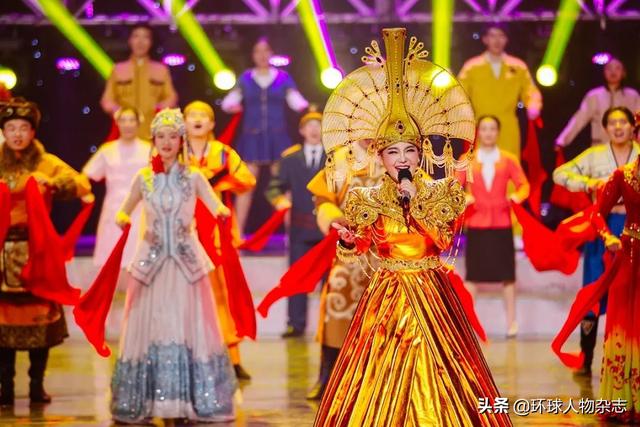 乌兰托娅pk乌兰图雅套马杆（套马杆成大型躲汉子）(11)