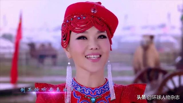 乌兰托娅pk乌兰图雅套马杆（套马杆成大型躲汉子）(16)
