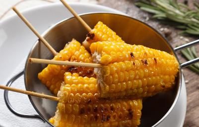 烤箱烤玉米，食堂的大烤箱怎样烤玉米？图2