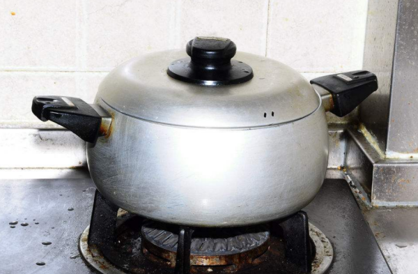 铝锅能炒菜,炒菜可以用铝锅吗图3