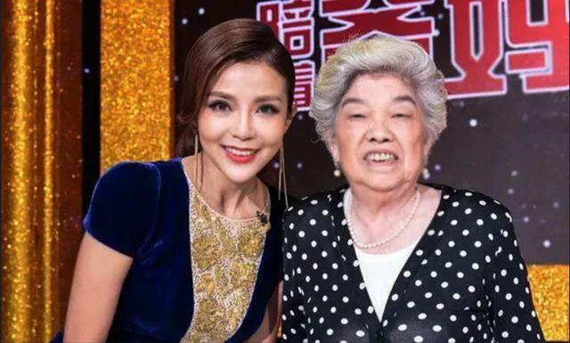 朱迅三度患癌素颜近照（美女主持朱迅17岁患血管瘤）(31)