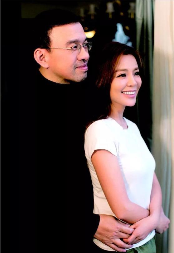 朱迅三度患癌素颜近照（美女主持朱迅17岁患血管瘤）(24)