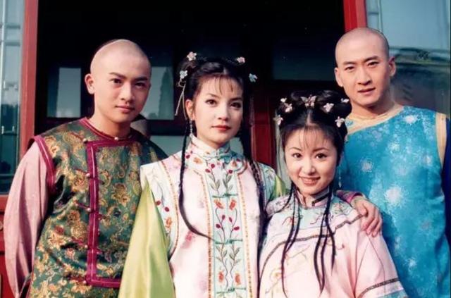 周杰当年什么原因退娱乐圈（51岁周杰重回荧屏）(1)