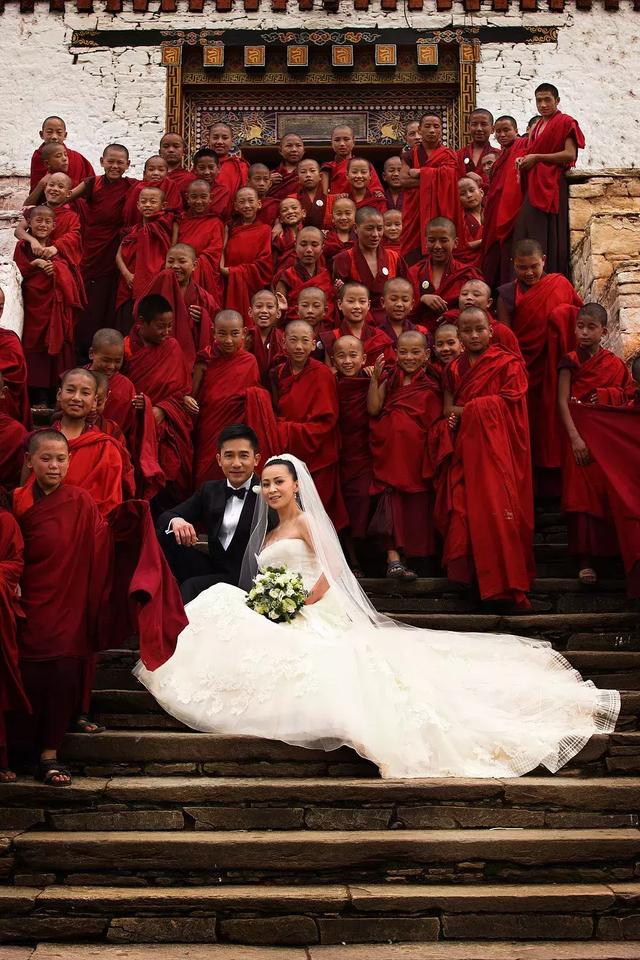 郭碧婷与范冰冰谁漂亮（明星钻戒大盘点）(33)