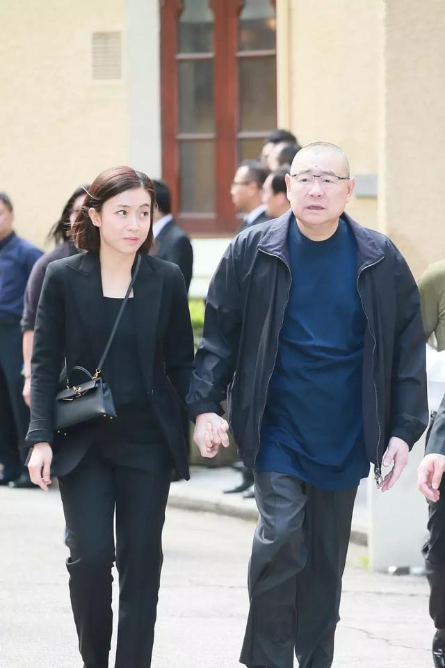 郭碧婷与范冰冰谁漂亮（明星钻戒大盘点）(42)