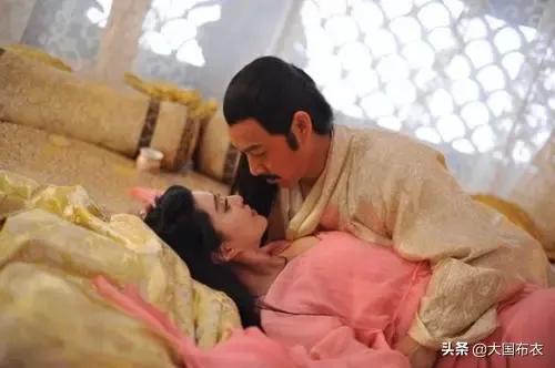 一代女皇武则天传位给了谁（一代女皇武则天先后侍奉两任丈夫）(2)