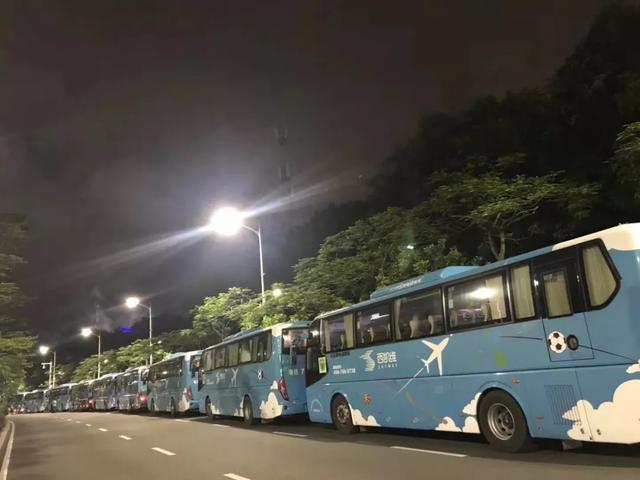 周杰伦嘉年华世界巡回演唱会地点（周杰伦嘉年华演唱会深圳站全攻略）(6)