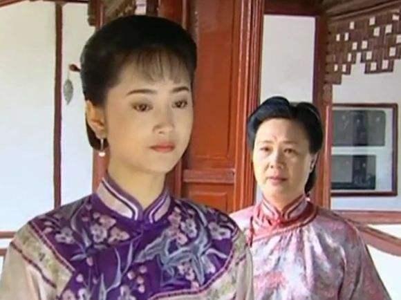 孙俪新剧素颜照判若两人（18年前孙俪还在情深深雨濛濛跑龙套）(10)