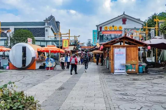 昆明必打卡30个地方（昆明最值得打卡的100个地方）(14)