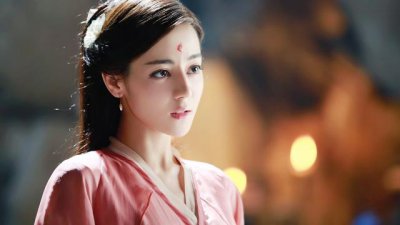 ​宋祖儿迪丽热巴谁漂亮（宋祖儿都不是真名）