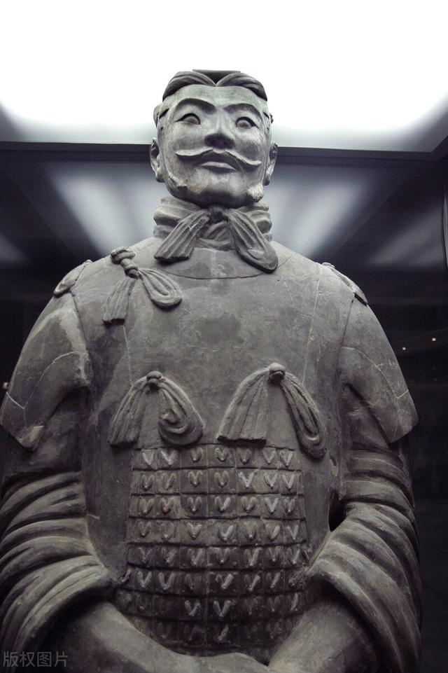 真正的秦始皇陵是怎么样的（浅谈秦始皇陵）(6)