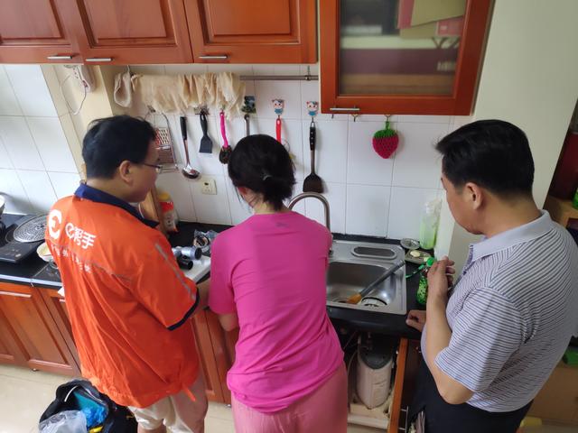 贝克巴斯厨余垃圾处理（贝克巴斯E70家用厨房食物垃圾处理器）(22)