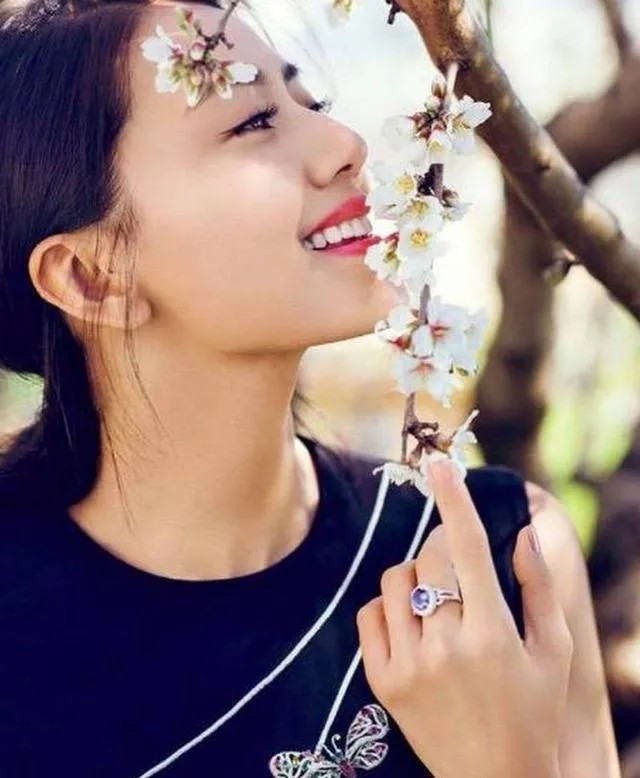 赵又廷的哥哥是谁（天天吵架的高圆圆不是人间仙妻）