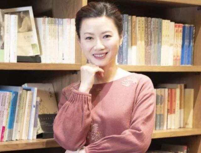 中南大学教授杨雨工资有多高（中南大学美女教授杨雨）(12)