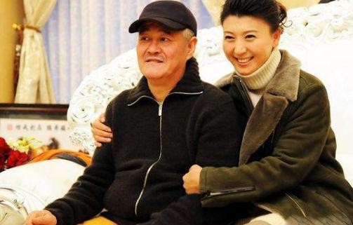 闫学晶老公（山杏闫学晶两段婚姻三个孩子）