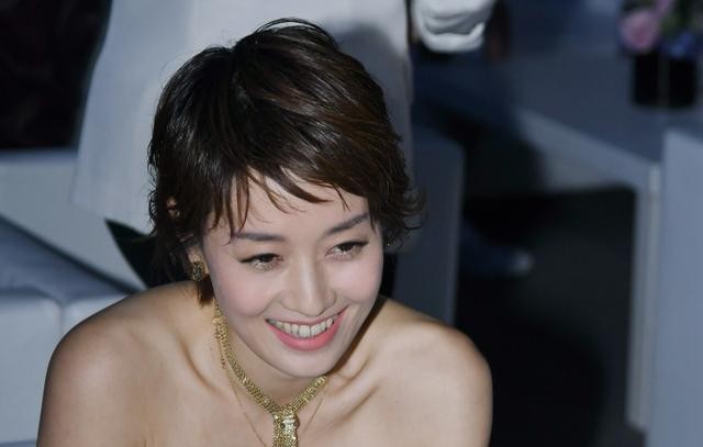 马伊琍的老公是谁（出轨风波7年马伊琍文章终于离婚）