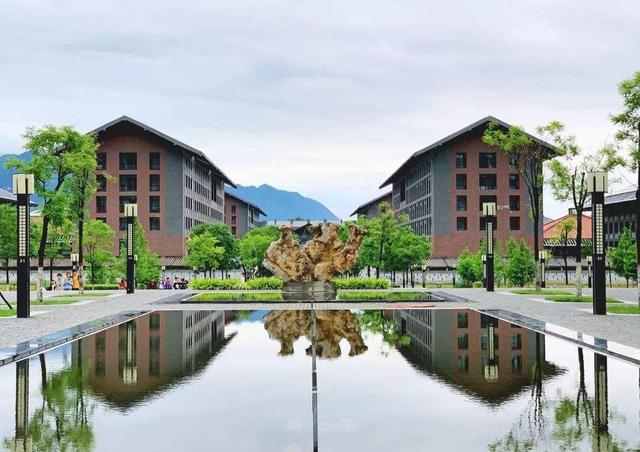 教育部最新建筑专业大学排名（建筑老八校名不虚传）(8)
