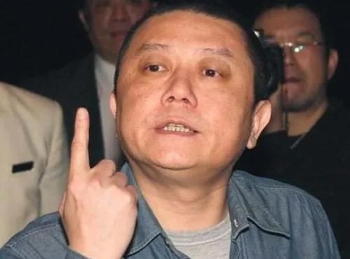 动嘴又出力打一个字，动嘴又出力（打一字）？图3